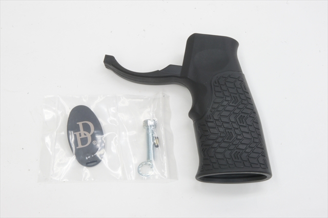 POST HOBBY NEWS:ダニエルディフェンス 実物 グリップ入荷
