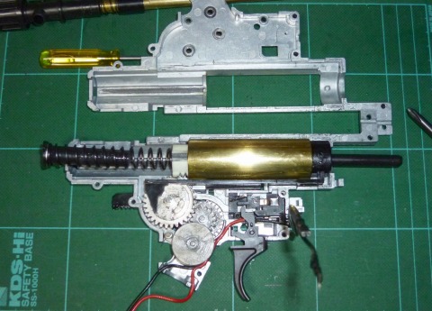 よろしく!! GUNドック:東京マルイ SCAR-H オーバーホール 分解編