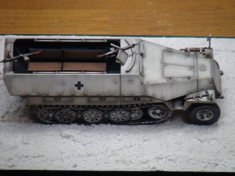 お手軽モデファイ道:ドラゴンアーマー 1/72 Sd.Kfz.251 D型