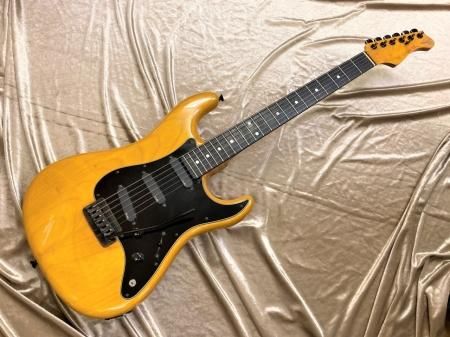 中古品 Valley Arts M Series ST Type w/EMG SA - Sunshine Guitar