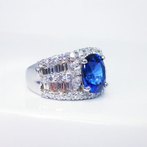 Pt900 ロイヤルブルーカラーサファイア ダイヤモンドリング S 3.04ct D