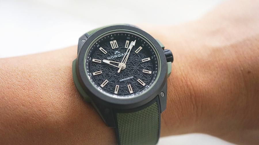 N3000.21Q24.B02 ノルケイン インディペンデンス ワイルドワン 42mm