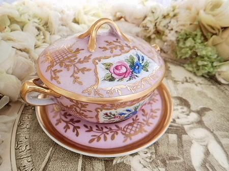 リモージュ 麗しのボンボニエール - 薔薇と天使のアンティーク