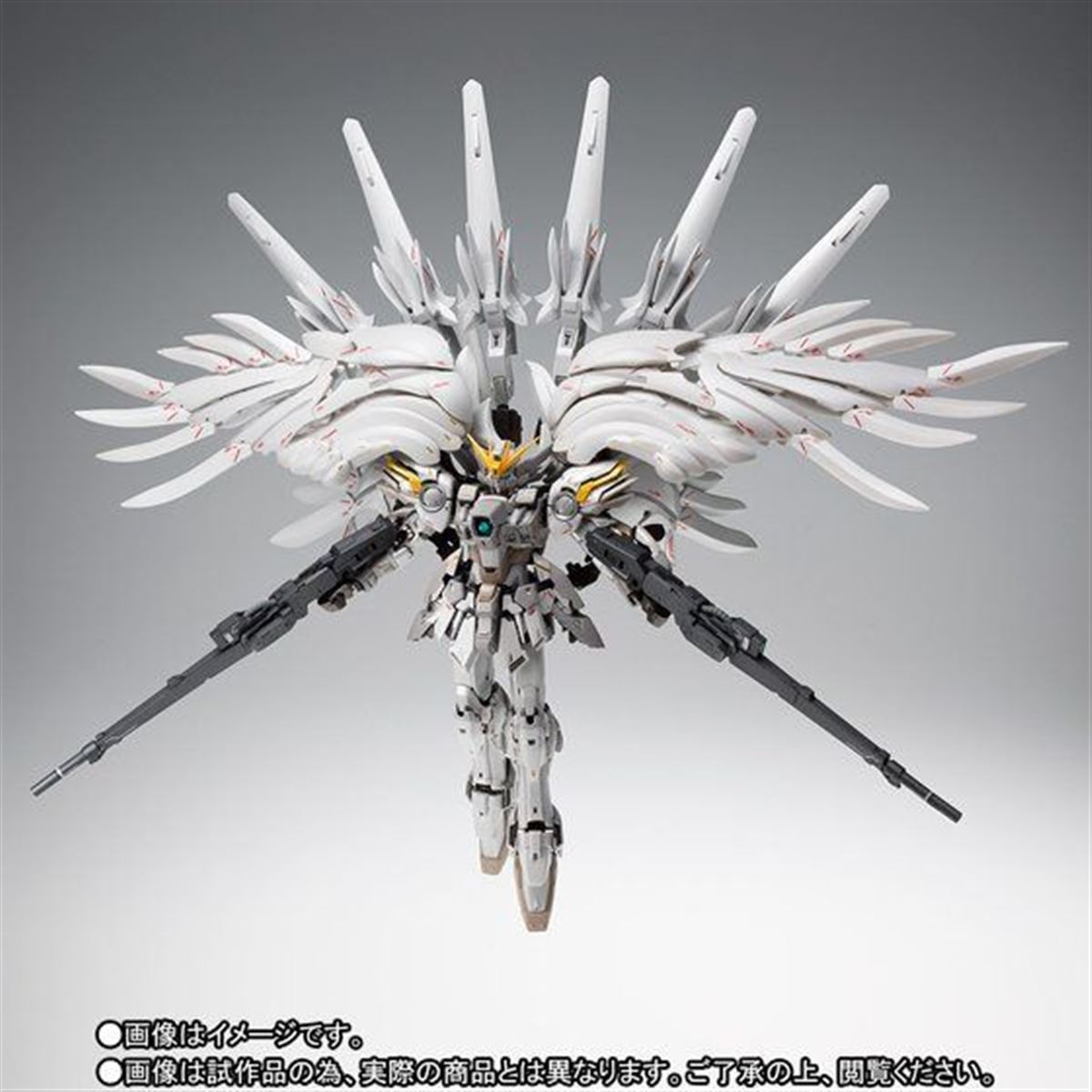 バンダイ、フィギュア「ウイングガンダムスノーホワイトプレリュード