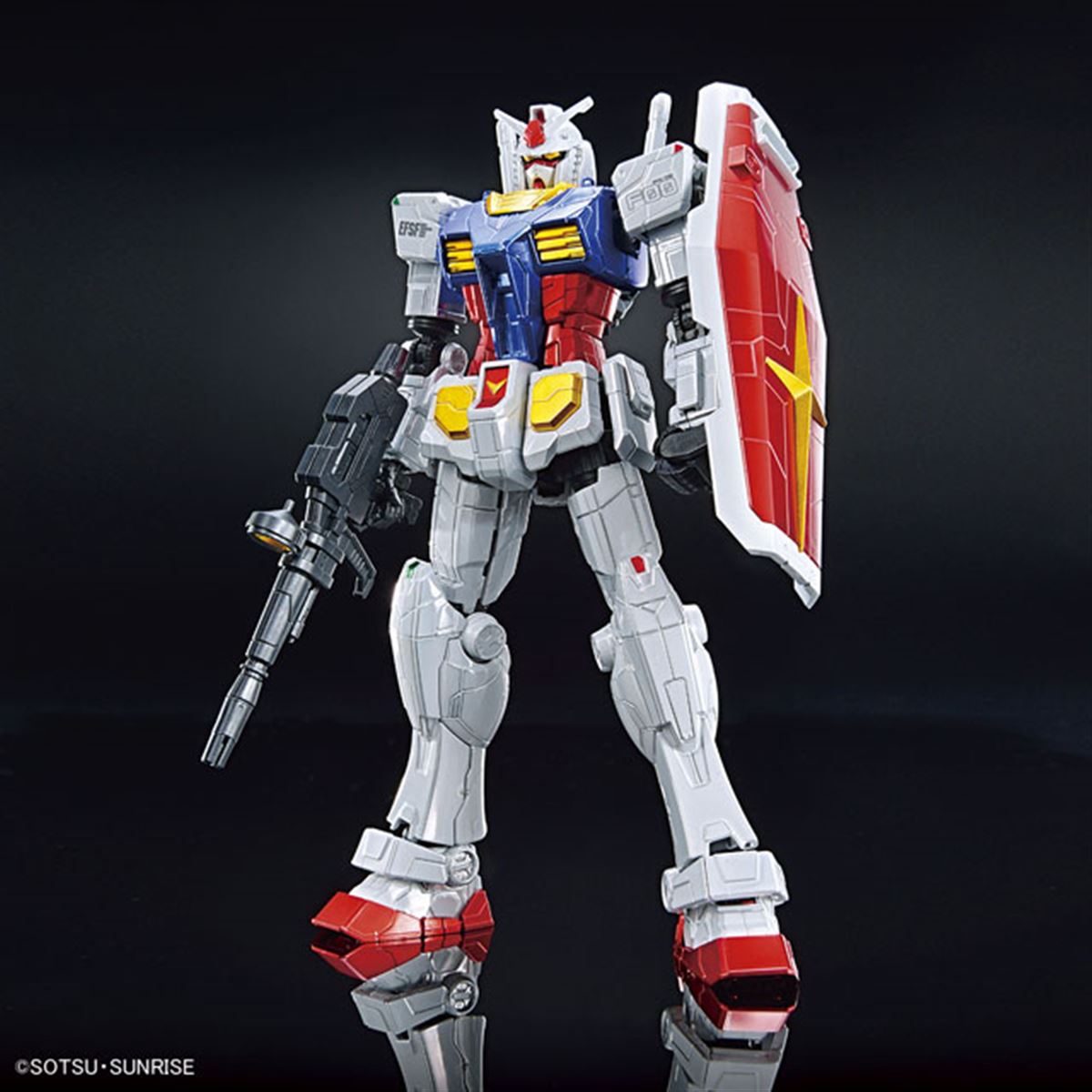 ガンプラ「1/144 RX-78F00 ガンダム」に「チタニウムフィニッシュ」の