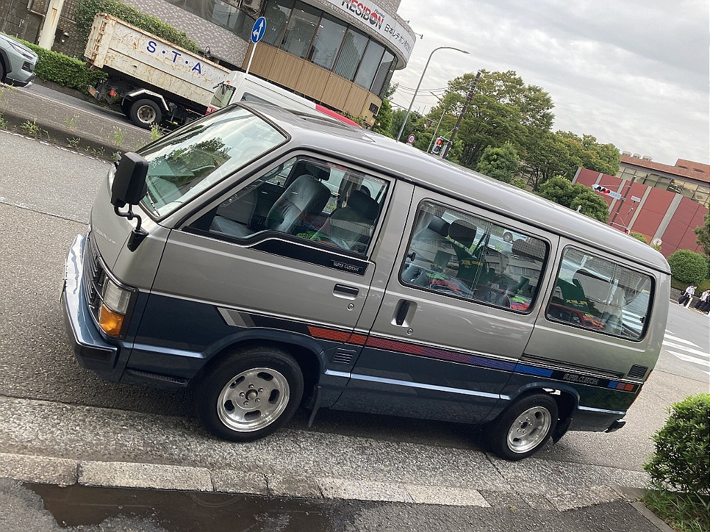 トヨタ ハイエースワゴン スーパーカスタム(S60年式,10.6万km) | FLEX