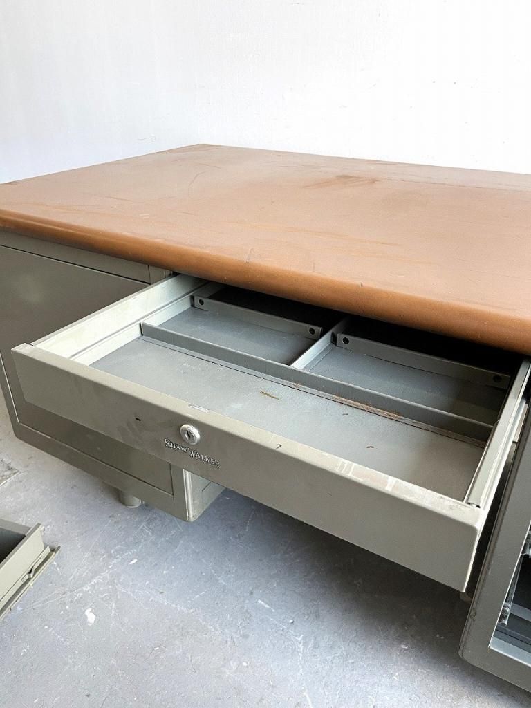 1950-60's ヴィンテージ ミッドセンチュリー スチール デスク