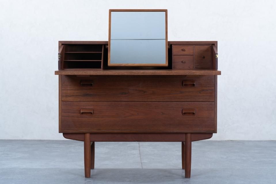 Borge Mogensen model.133 ドレッサーチェスト チーク | 北欧家具