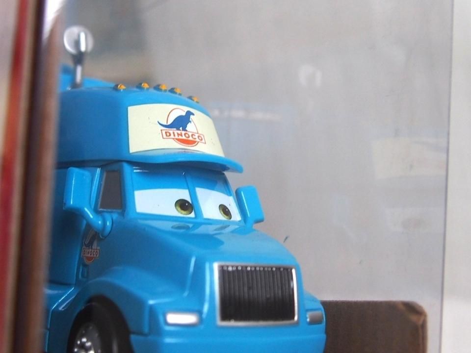 GRAY HAULER （キングのチームトレーラー）