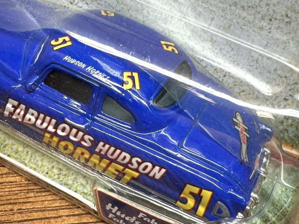 かっこいい！現役時代のドック。伝説のファブラスハドソンホーネット！