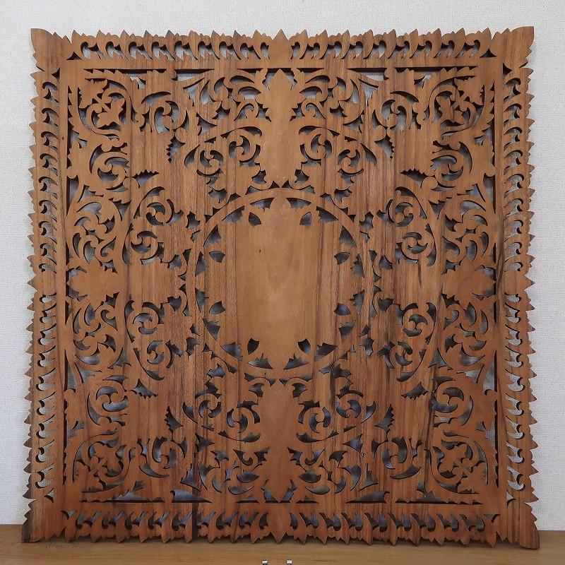 花の木彫りの壁掛けレリーフ 100X100 スワール無垢材 壁掛け