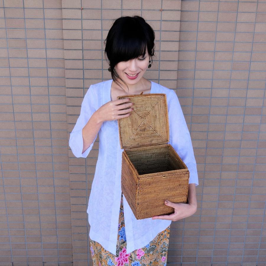 アタの収納ボックス 20X20X20 バリ島 【箱 小物入れ 籐 藤 四角 蓋つき