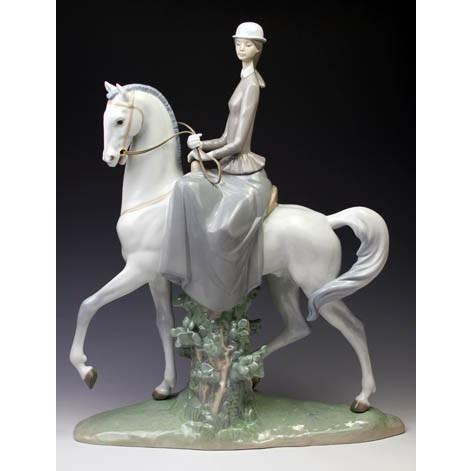 LLADRO（リヤドロ） リヤドロ（Lladro リアドロ 陶器人形 置物） 乙女