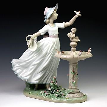 リヤドロ（Lladro リアドロ 陶器人形 置物） 少女 春を告げる小鳥達