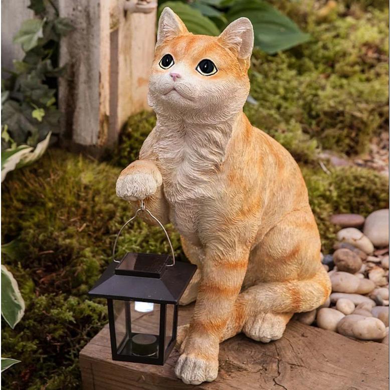 彫像 置物 猫の像 ソーラーガーデニンソーラー ランタンを持った