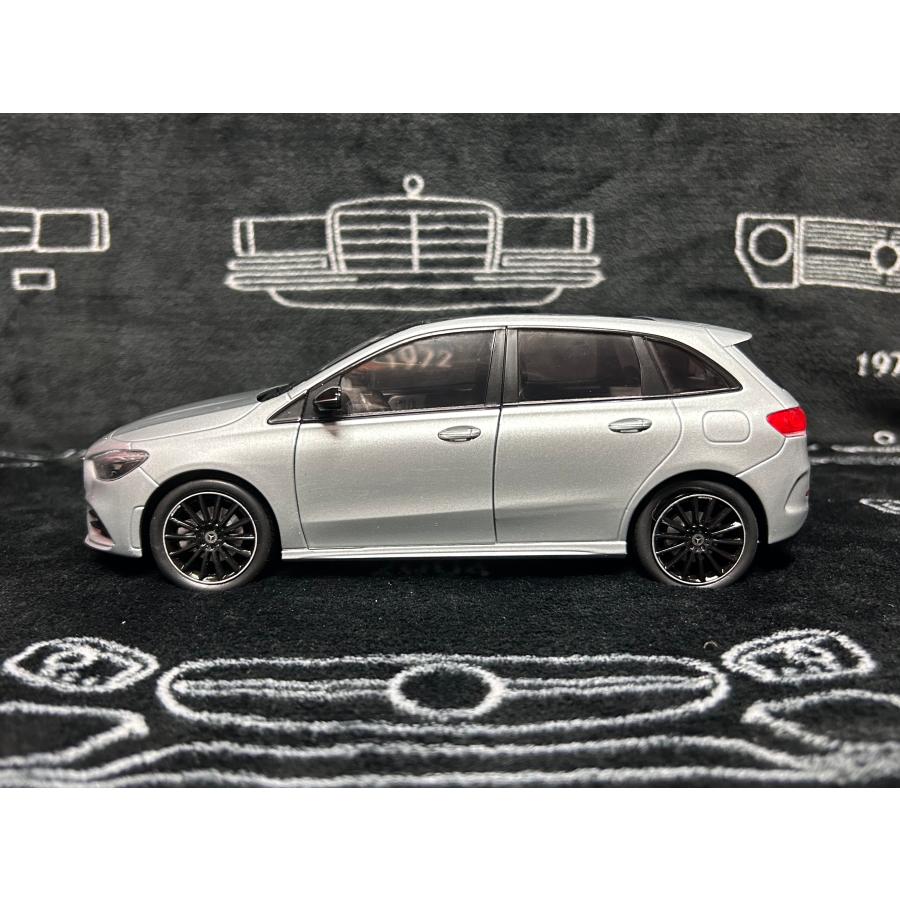 Z Models 1/18 Mercedes Benz B class (W247) iridium silver