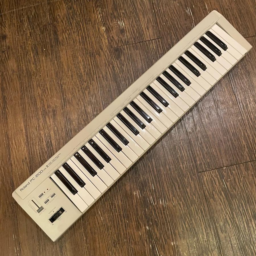 Roland MIDIキーボード PC200 ソフトケース付 Roland MIDIキーボード