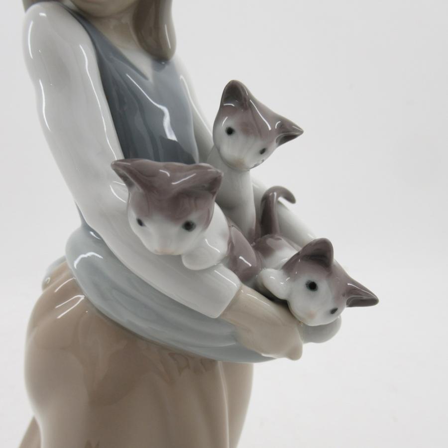 リヤドロ #1309 「子猫をエプロンに」 絶版 Lladro/陶器/フィギュリン