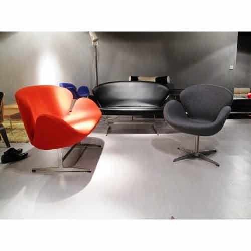 ARNE JACOBSEN（アルネ ヤコブセン） スワンソファ (レザークッション