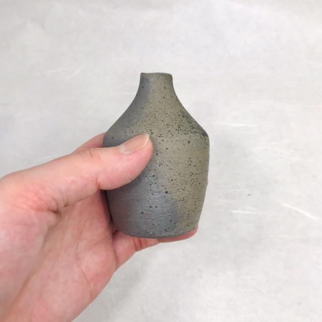 ○「須恵器」豆花入（蕾型）/津軽金山焼 金山焼 陶器 豆花入れ ミニ花