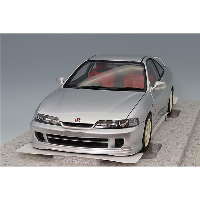 MOTORHELIX 1/18 ホンダ インテグラ タイプR (DC2) 前期型 ヴォーグ