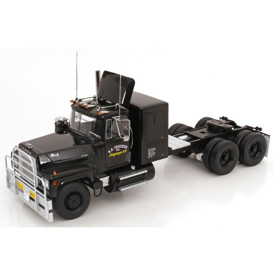 ミニカー 1/18 KKS マック トレーラートラック 黒色 Mack RL 700L 1974