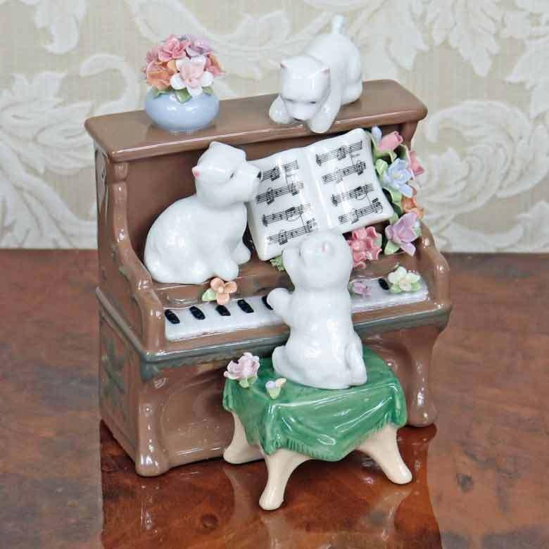 オルゴール ピアノと3匹の犬 陶磁器 プレゼント ギフト 癒やし 名曲
