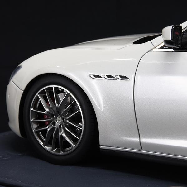 Maserati（マセラティ） 1/18 マセラティ純正 Ghibliミニチュアモデル