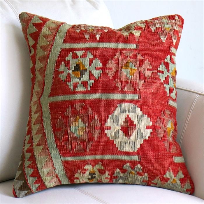オールドキリム クッションカバー 40x36cm 赤いサンドゥク Turkish Old