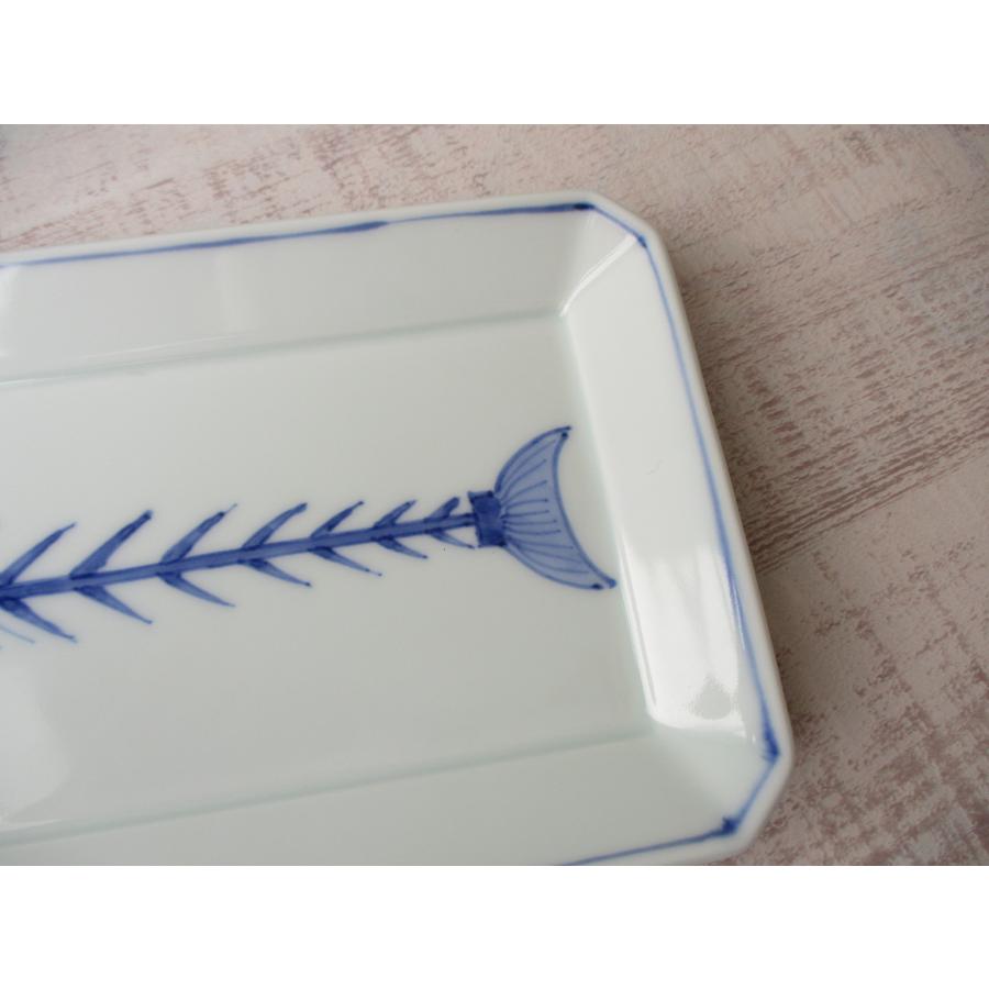 有田焼 渓山窯 染付 魚（骨）長角皿（中）長皿 魚皿 プレート シンプル