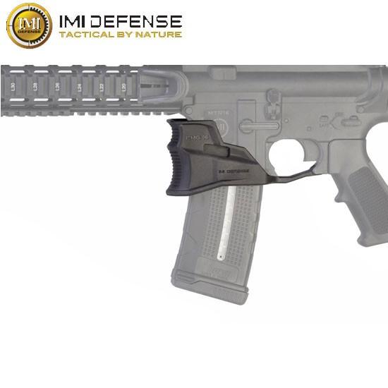 IMI DEFENSE エルゴノミックマグウェルグリップ＆トリガーガード M4/16