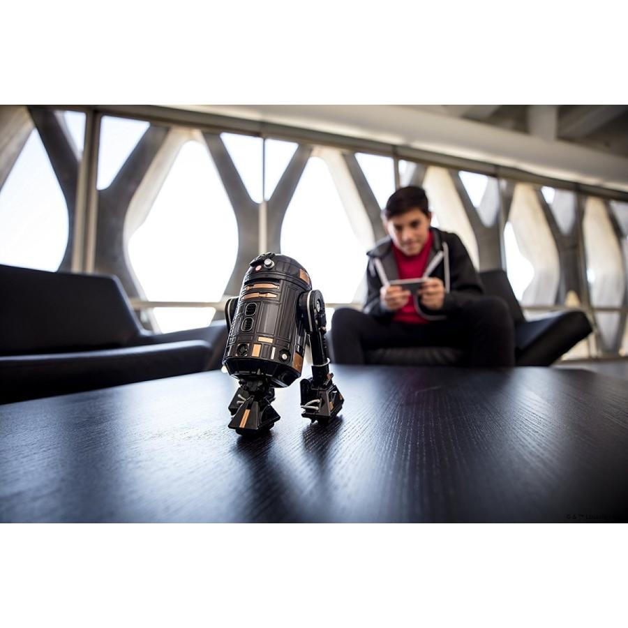 台数限定 Amazon限定発売】 スター・ウォーズ R2-Q5 ロボットトイ