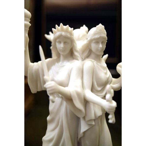 西洋彫刻 ギリシャ神話女神 女魔術師の保護者 ヘカテー彫像 高さ約