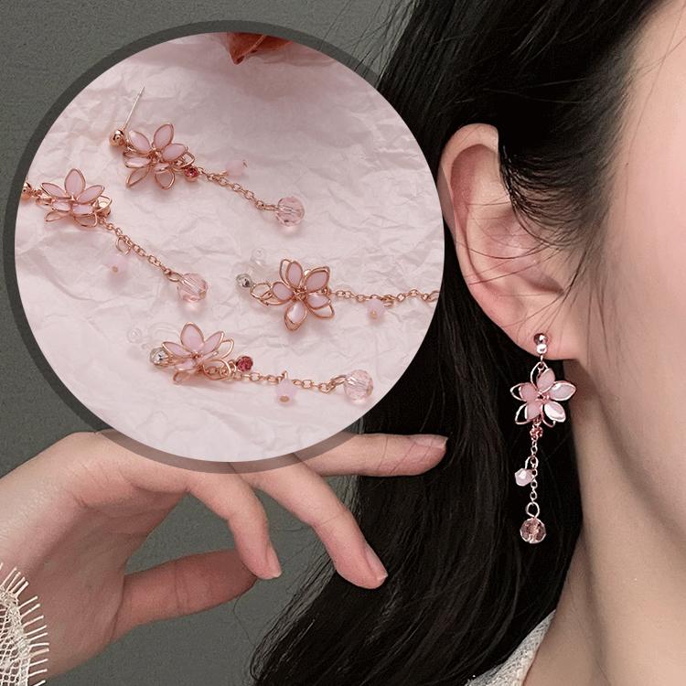 ピアス レディース 18K アレルギー対応 桜 花 揺れる イヤリング