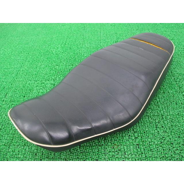 カワサキ（Kawasaki） W650 シート 53001-1902 純正 中古 バイク 部品
