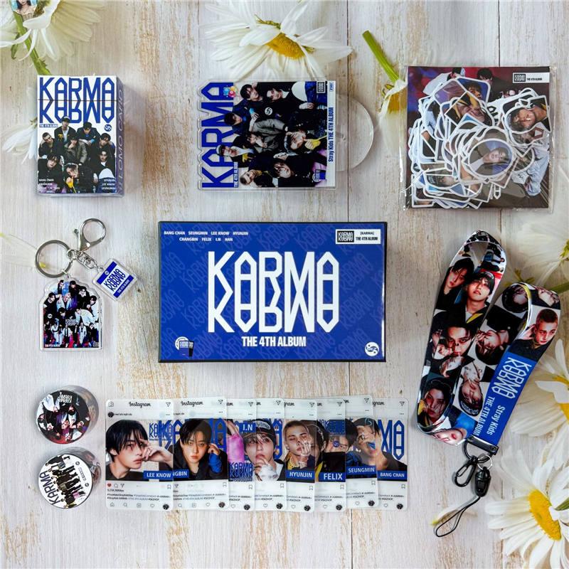 Stray Kidsグッズ ギフトボックス フォトカード KARMA テープ セット