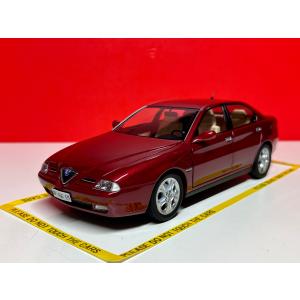 LAUDORACING 1/18 アルファロメオ 155 GTA 1993 レッド オフィシャル