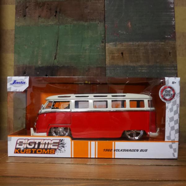 フォルクスワーゲン バス JADA TOYS BTK 1962 VW BUS 1/24 レトロ