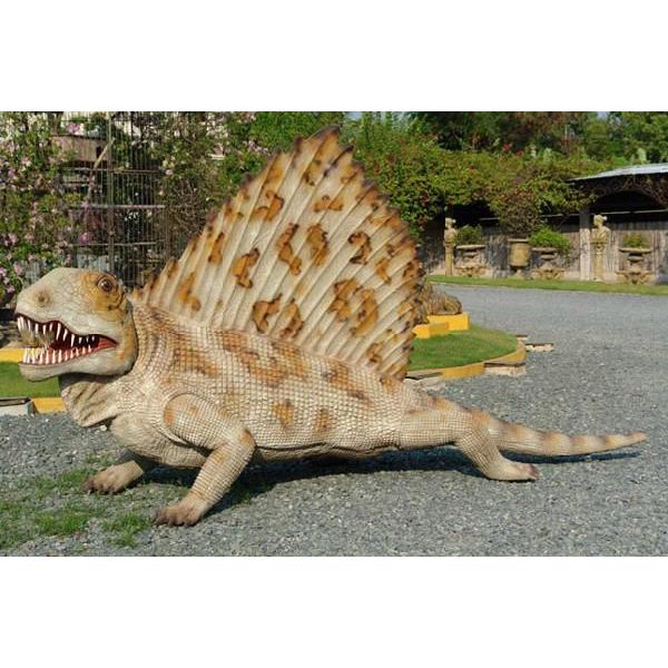 全長3.7m！ディメトロドン巨大フィギュア（恐竜等身大フィギュア