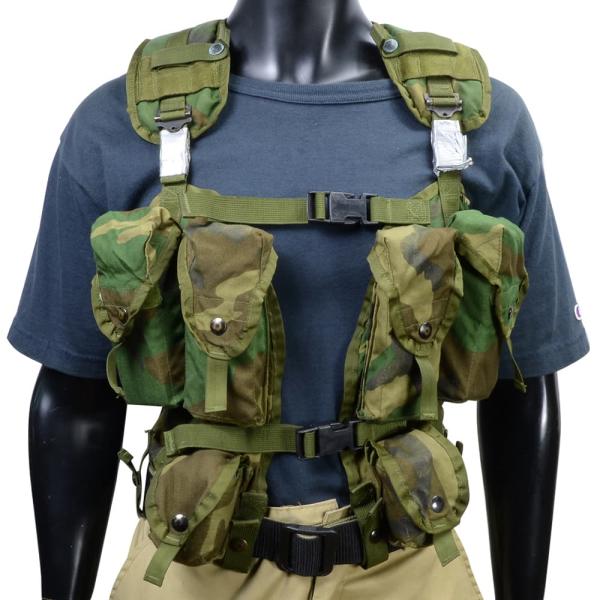 米軍放出品 タクティカルベスト 初期型 LBV ウッドランド迷彩 [ 難あり