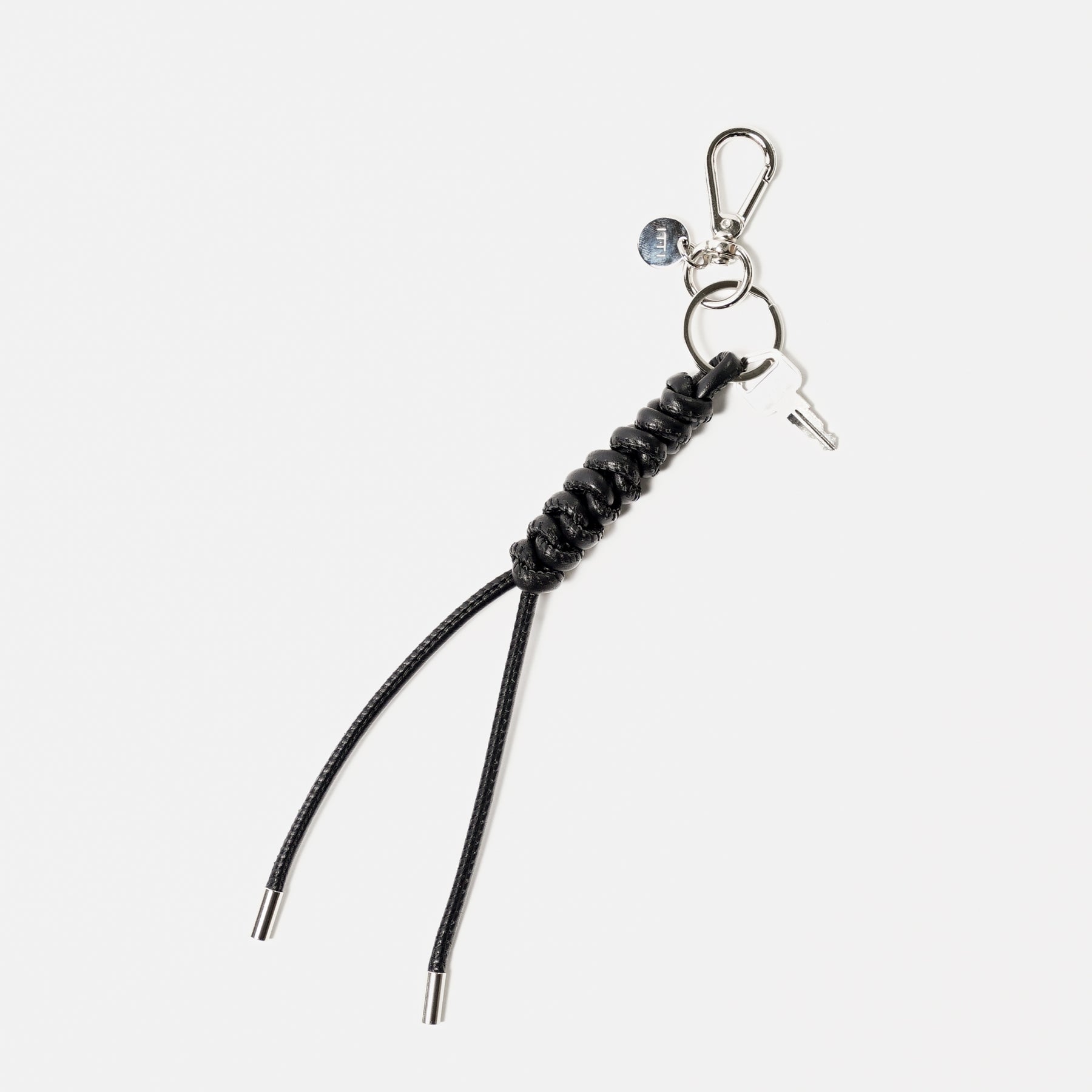 CRISTY SNAKE KNOT CHARM / STCOW｜ステッチ入りレザーコードの