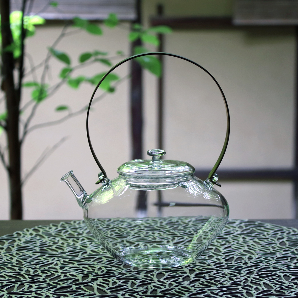 glass atelier えむにティーポット