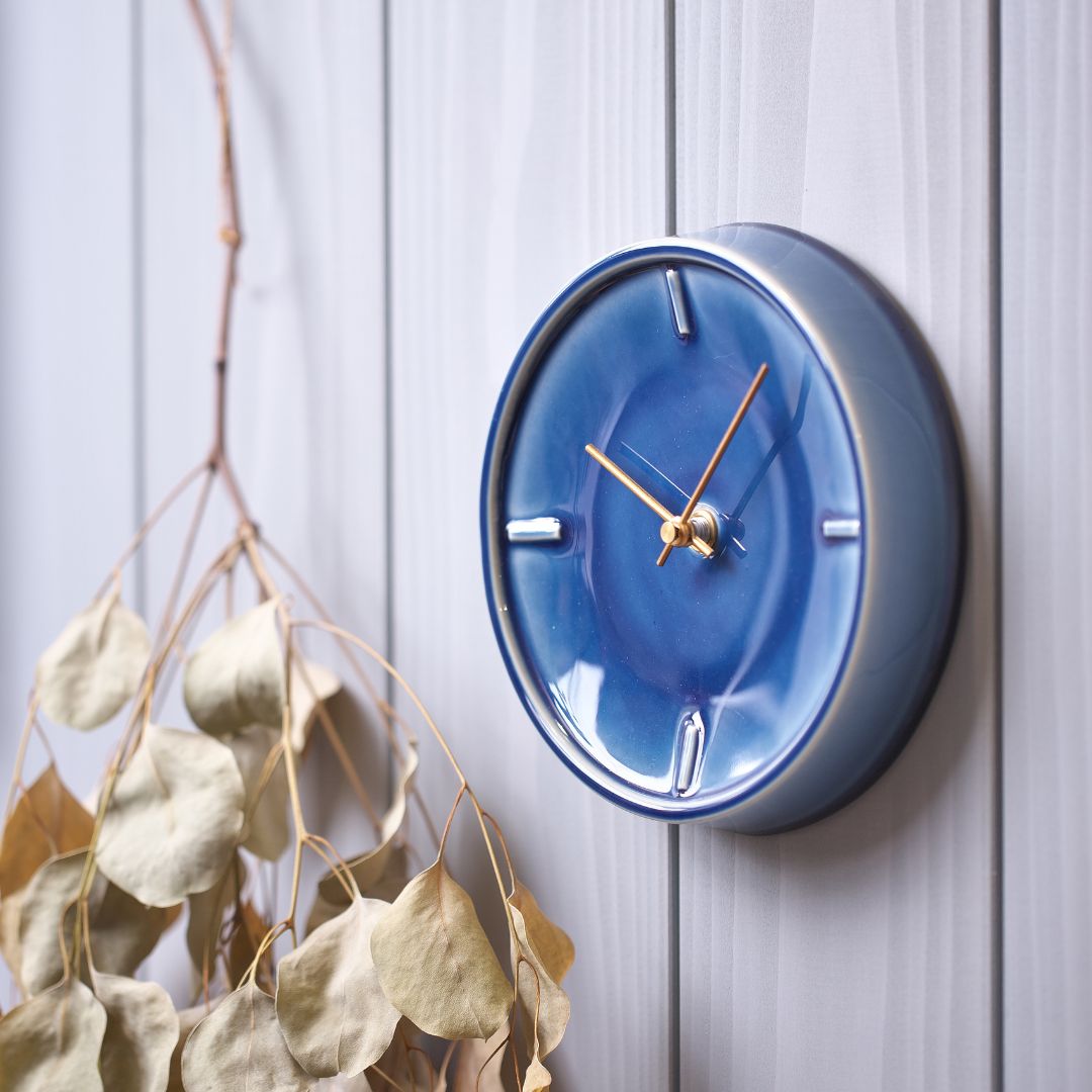 美濃焼 時計 | 掛時計 GLAZED CLOCK | ペールブルー P-12 | SUGY