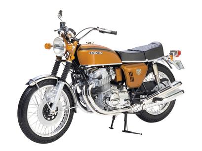 Honda Dream CB750 FOUR Tamiya 16001