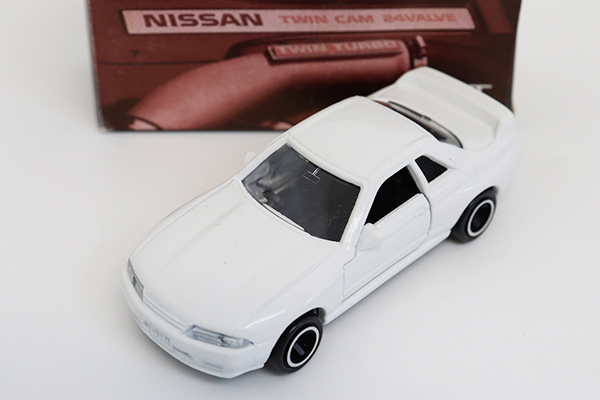 ミニカーショップ ケンボックス トミカ特注（日本製）日産スカイライン