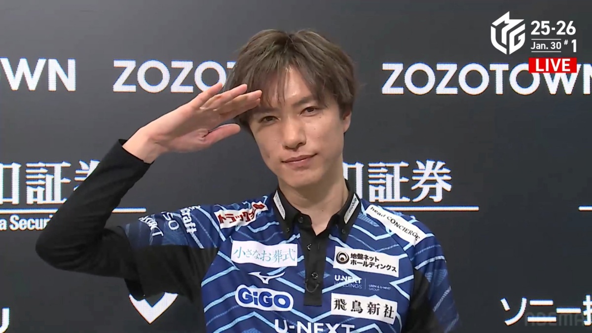 鈴木優、東場の親番で大量リード！！ プレッシャーに打ち勝ち、昨日の