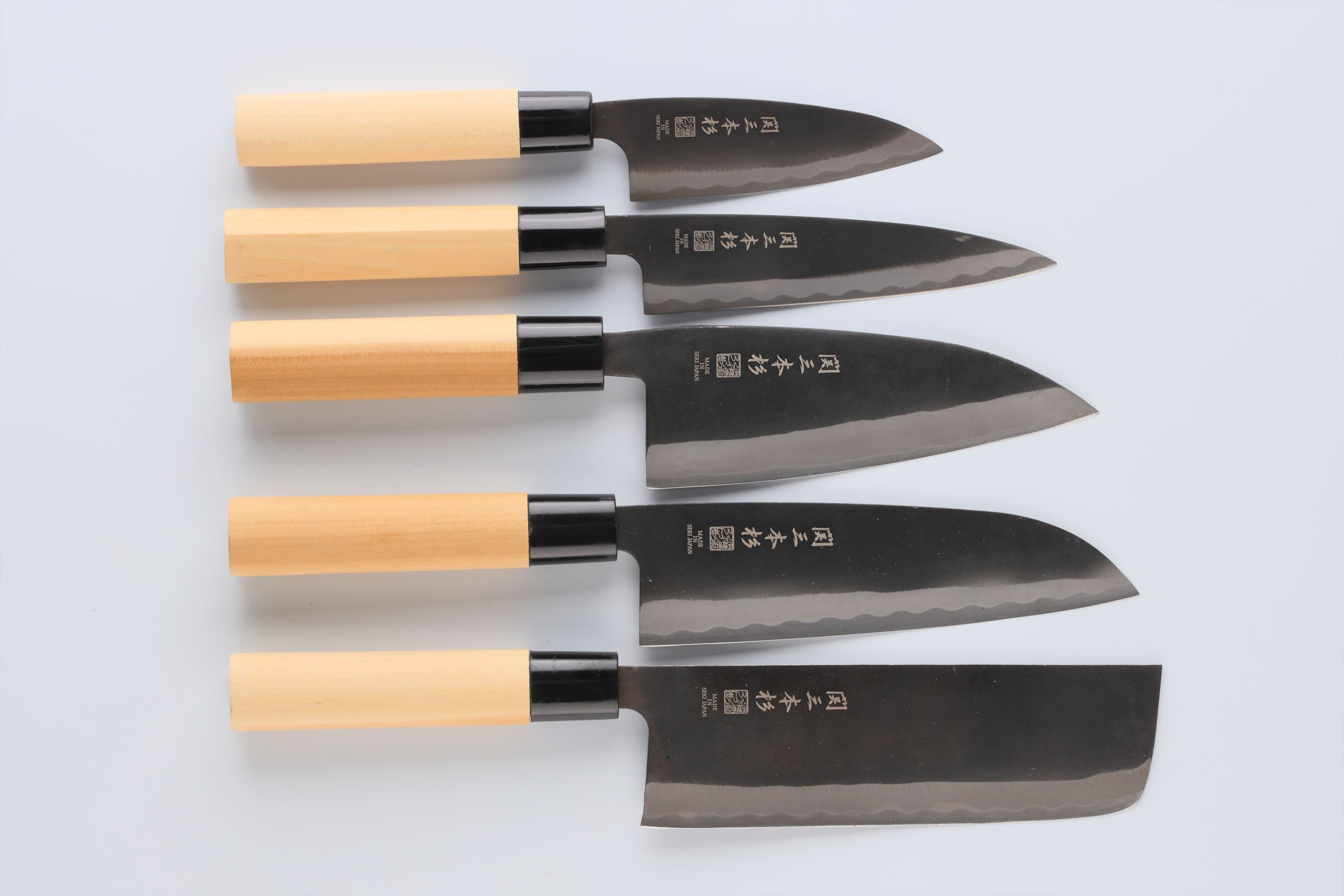 出刃包丁 150mm│黒打ち和包丁│関三本杉│家庭用包丁│関の刃物専門