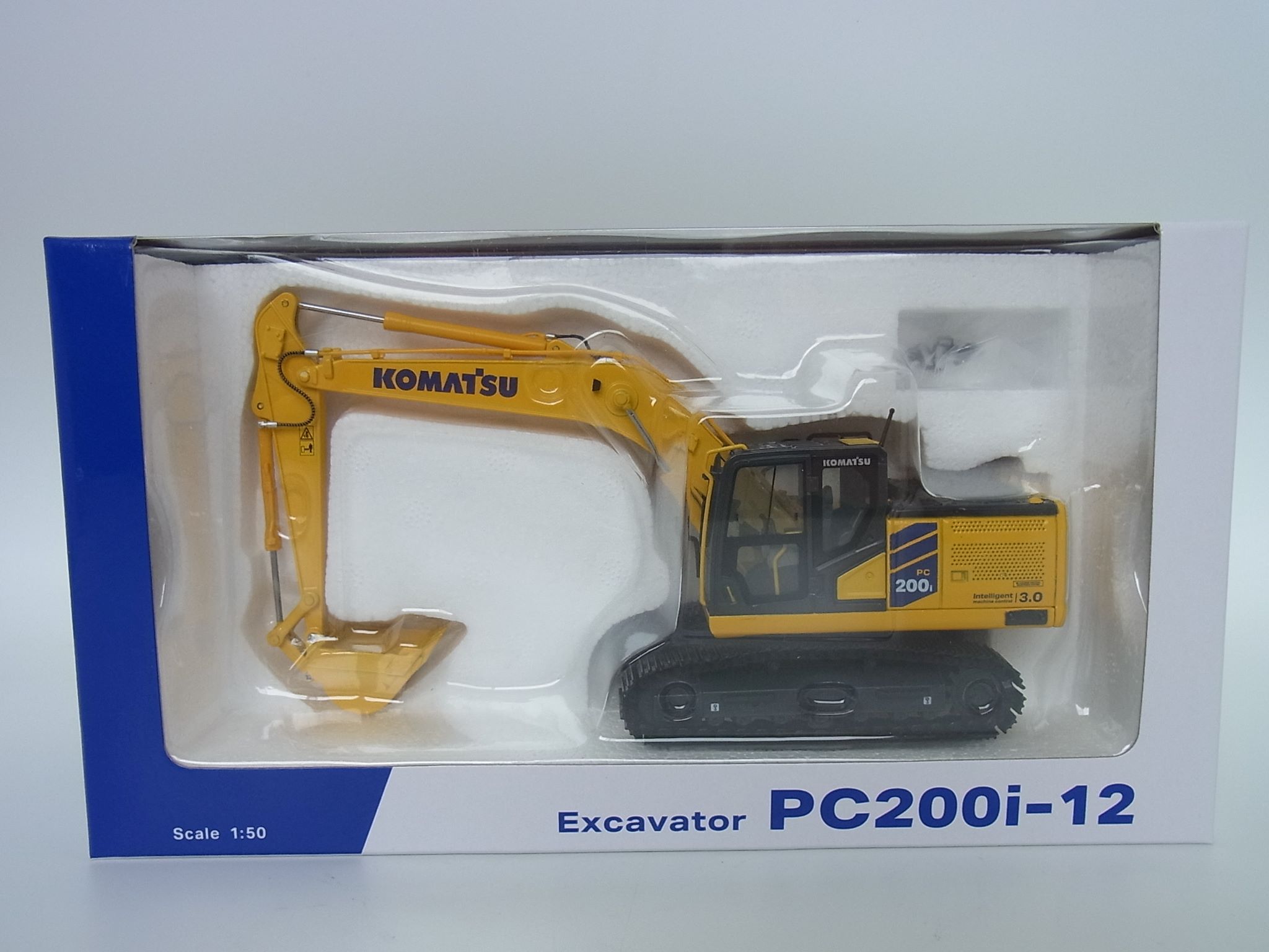 KOMATSU】コマツ 油圧ショベルPC200i-12 - KYOWA 建設機械の販売から