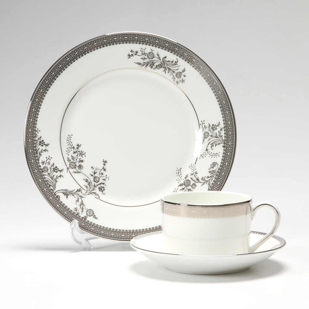 ウェッジウッド（Wedgwood） ジオ プラチナ トリオセット ティー