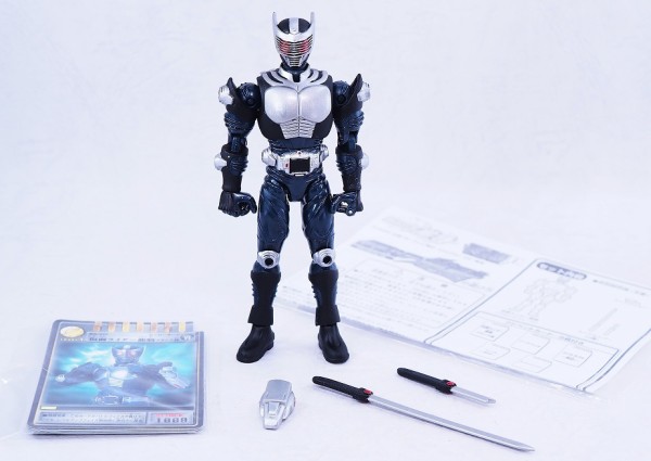 R&M EX 仮面ライダー龍騎 ブランクフォーム レビュー : おもちゃの巣